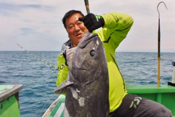 旬の魚を獲りに漁に出ます